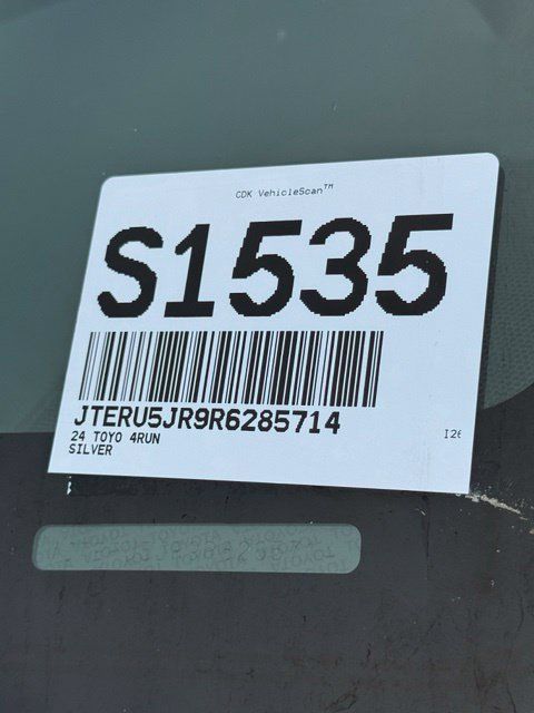 Used 2024 Toyota 4Runner TRD Off-Road Premium AWD/4WD image 35