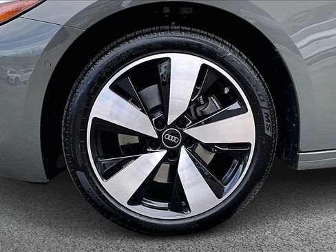 Used 2025 Audi A5 2.0T Premium w/ Convenience Package image 34