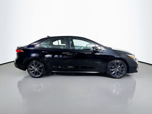 Used 2023 Toyota Corolla SE w/ SE Premium Package image 8