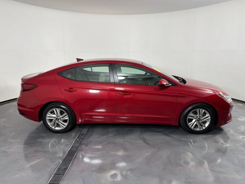 Used 2019 Hyundai Elantra SEL FWD image 4