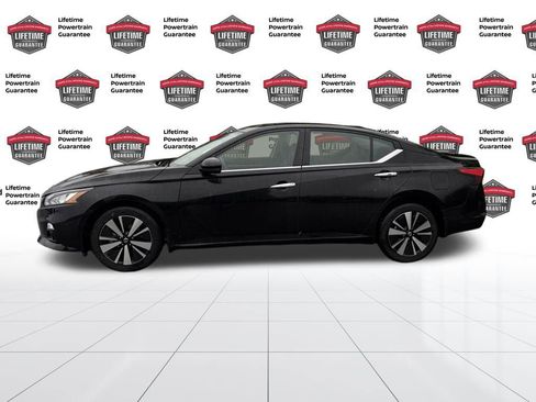 Certified 2022 Nissan Altima 2.5 SL image 2