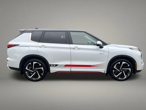 Used 2024 Mitsubishi Outlander Ralliart AWD/4WD image 6