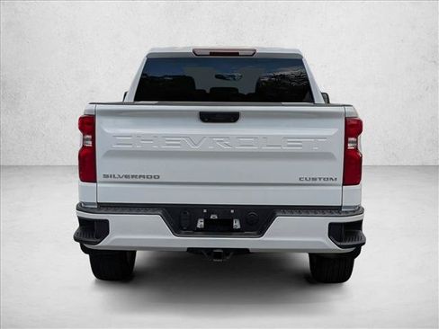 Used 2023 Chevrolet Silverado 1500 Custom AWD/4WD image 5