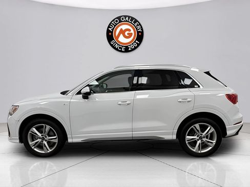 Used 2020 Audi Q3 2.0T Premium Plus w/ Premium Plus Package AWD/4WD image 6