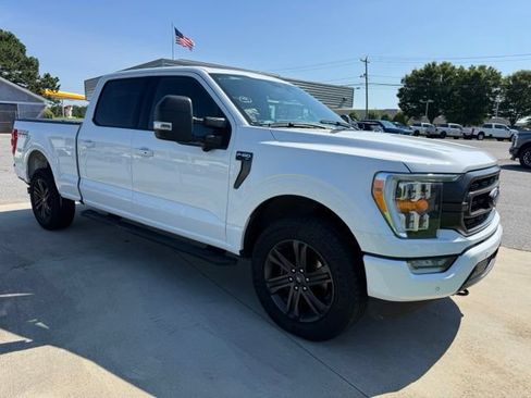 Used 2022 Ford F150 XLT w/ Equipment Group 302A High AWD/4WD image 4