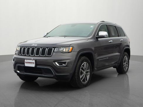 Used 2018 Jeep Grand Cherokee Limited w/ Trailer Tow Group IV image 3