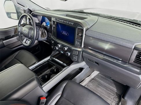 Used 2024 Ford F250 Lariat w/ Chrome Package image 30