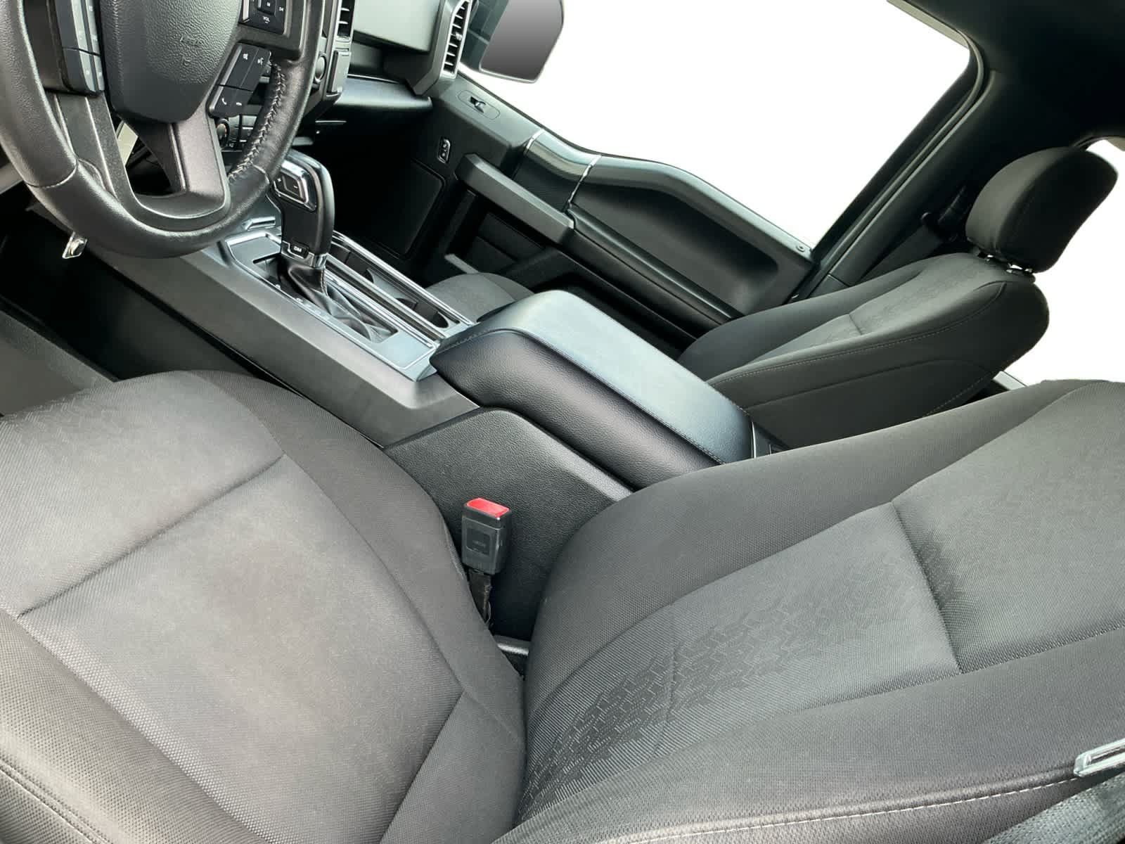 Used 2019 Ford F150 XLT w/ Equipment Group 302A Luxury AWD/4WD image 9