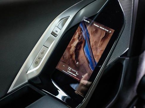 Certified 2024 BMW i7 eDrive50 RWD image 23
