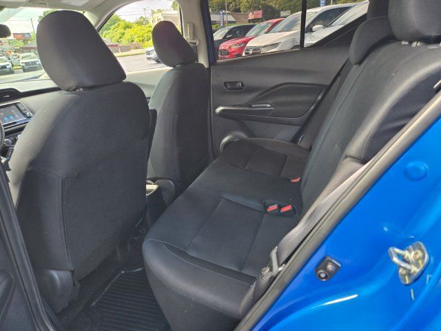 Used 2025 Nissan Kicks Play S FWD image 11