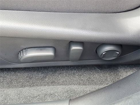 Certified 2025 Subaru Crosstrek 2.5i Sport image 16