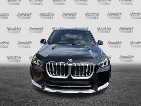 Used 2025 BMW X1 xDrive28i w/ Premium Package AWD/4WD image 3