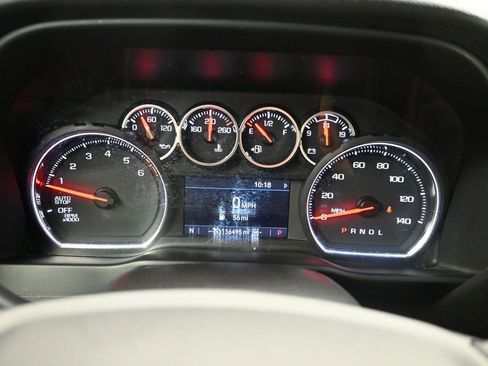 Used 2021 Chevrolet Silverado 1500 LT AWD/4WD image 14