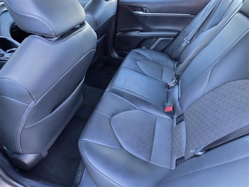 Used 2023 Toyota Camry XSE image 9
