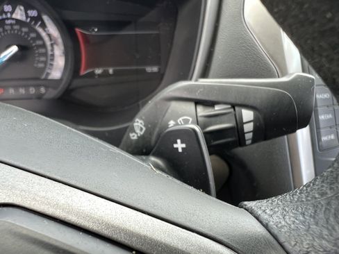 Used 2018 Ford Fusion SE FWD image 37