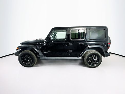 Used 2021 Jeep Wrangler Unlimited Sahara AWD/4WD image 4