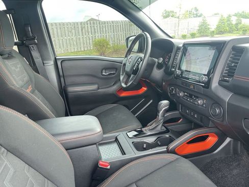 Used 2023 Nissan Frontier PRO-4X w/ Technology Package AWD/4WD image 28