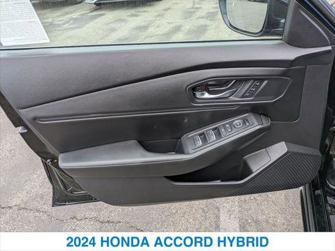 Used 2024 Honda Accord Sport image 12
