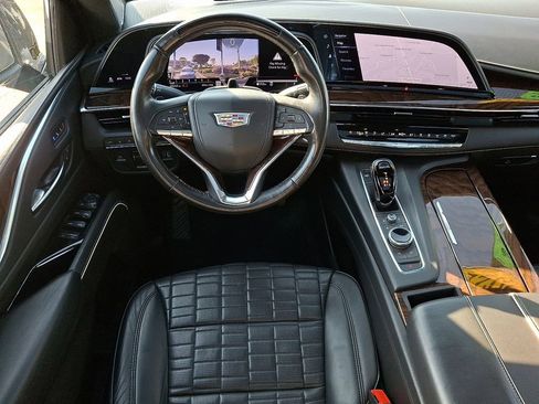 Used 2022 Cadillac Escalade ESV Sport Platinum image 14
