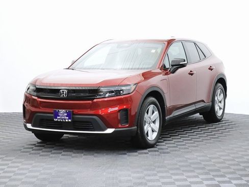 Used 2024 Honda Prologue EX image 5