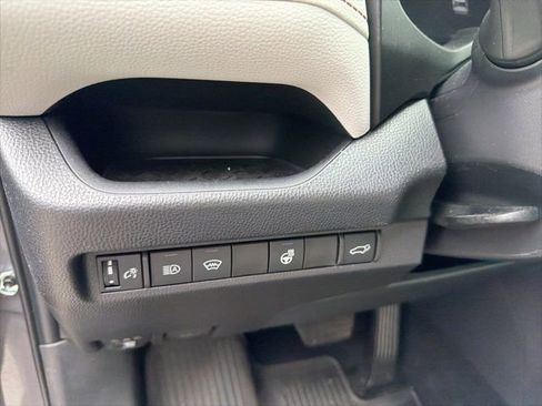Used 2025 Toyota RAV4 XLE Premium w/ Weather Package FWD image 8