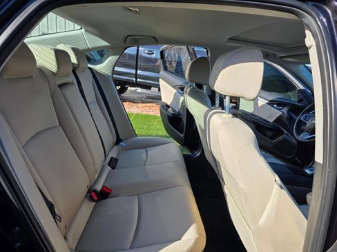 Used 2018 Honda Civic EX image 13