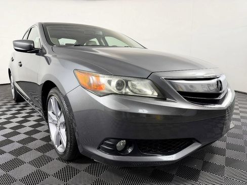 Used 2014 Acura ILX w/ Technology Package FWD image 5