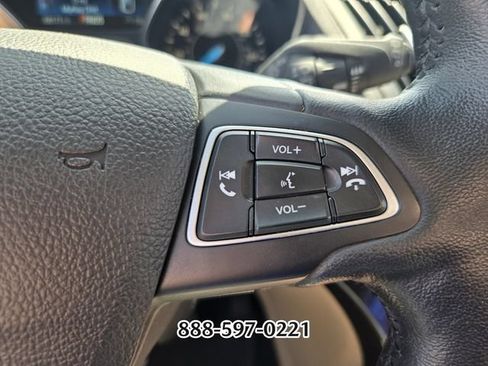 Used 2019 Ford Escape Titanium FWD image 28