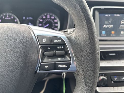 Used 2018 Hyundai Sonata SE w/ Cargo Package image 15