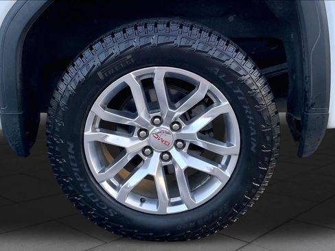 Used 2020 GMC Sierra 1500 SLT w/ SLT Premium Package AWD/4WD image 11