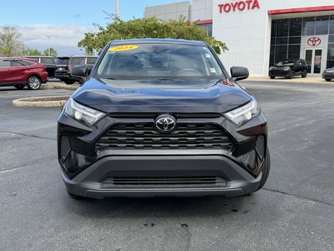 Certified 2024 Toyota RAV4 LE AWD/4WD image 2