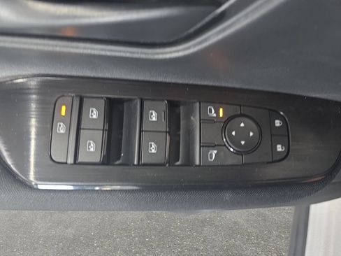 New 2027 Nissan Kicks S FWD image 26