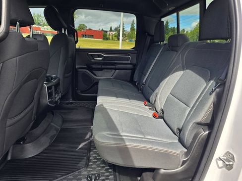 Used 2022 RAM 1500 Big Horn AWD/4WD image 14