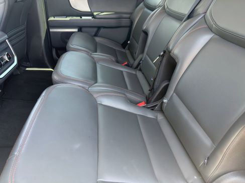 Certified 2025 Ford Expedition Active AWD/4WD image 15