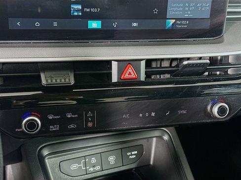 Used 2025 Kia K5 LXS image 23