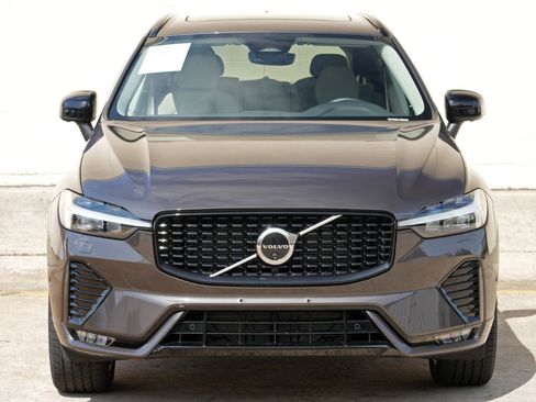 Used 2025 Volvo XC60 B5 Plus w/ Climate Package AWD/4WD image 48