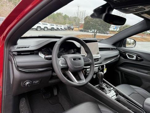 New 2026 Jeep Compass Latitude image 16