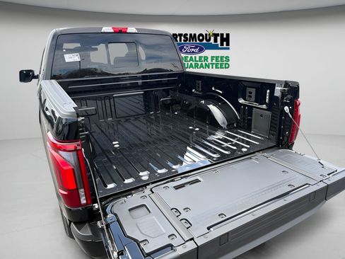Used 2025 Ford F150 Platinum w/ Equipment Group 702A High AWD/4WD image 13