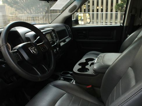 Used 2018 RAM 2500 Tradesman w/ Chrome Appearance Group AWD/4WD image 13