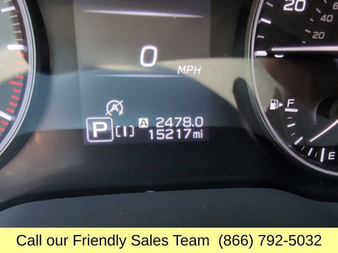Used 2024 Subaru Crosstrek 2.5i Limited AWD/4WD image 18