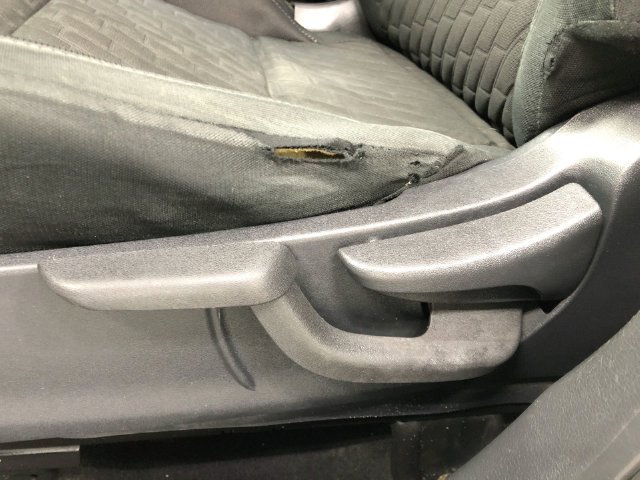 Used 2021 Nissan Kicks SV FWD image 33