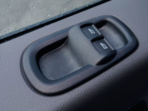 Used 2026 Ford Transit 350 XLT image 17