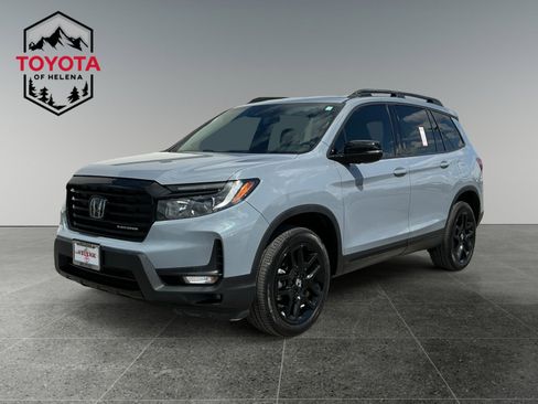 Used 2025 Honda Passport Black Edition image 1