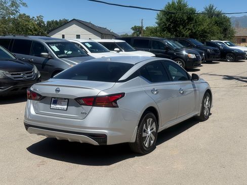 Used 2020 Nissan Altima 2.5 S AWD/4WD image 4