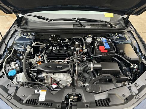 Used 2024 Honda Accord EX image 11