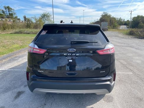 Certified 2023 Ford Edge SEL w/ Convenience Package image 6