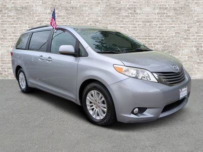 Used 2017 Toyota Sienna XLE w/ XLE Navigation Package