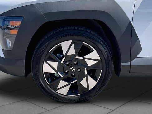 Used 2024 Hyundai Kona SEL FWD image 10