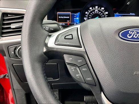 Certified 2024 Ford Edge SEL w/ Convenience Package AWD/4WD image 18