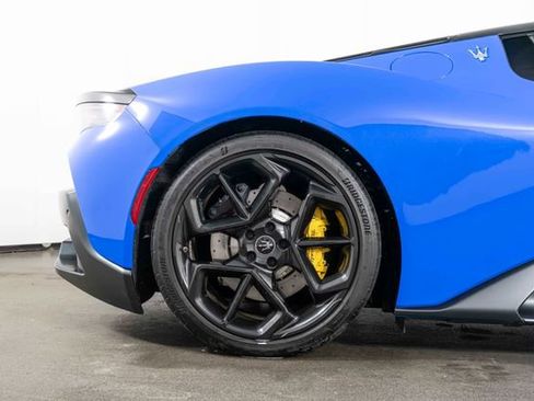 Used 2022 Maserati MC20 Coupe image 12